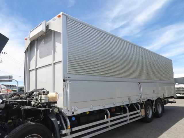 NISSAN DIESEL Quon 2019