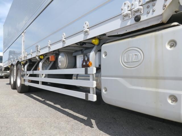 NISSAN DIESEL Quon 2019