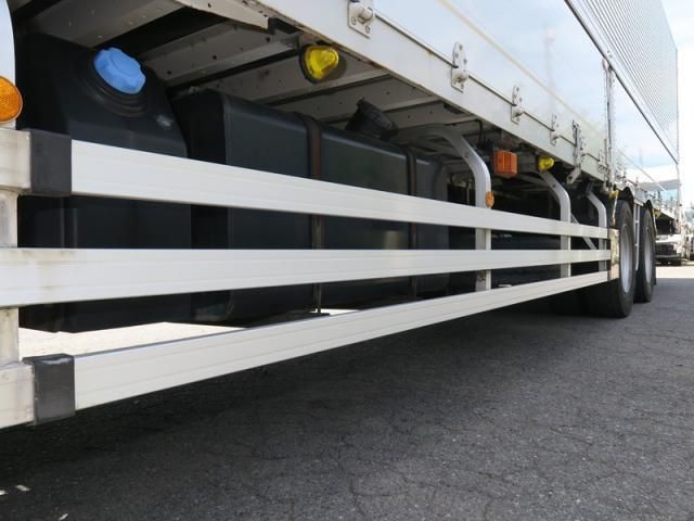 NISSAN DIESEL Quon 2019