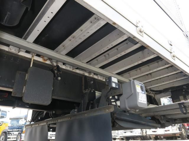 NISSAN DIESEL Quon 2019