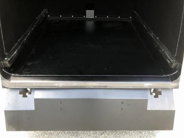 MITSUBISHI CANTER 2025