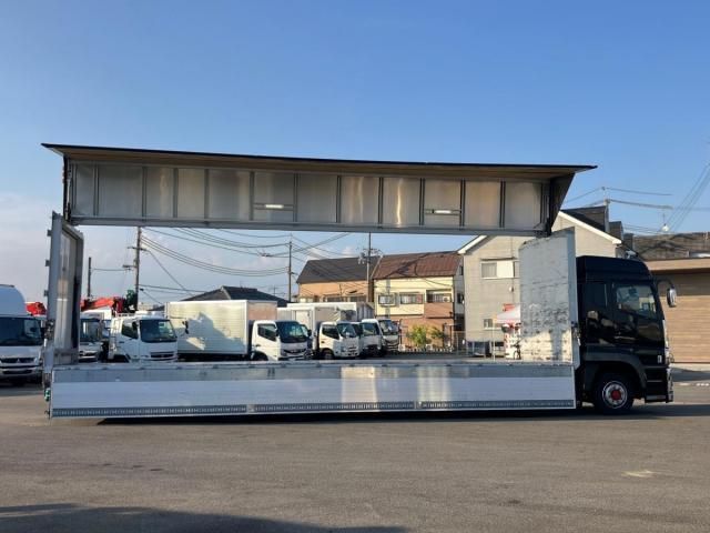 MITSUBISHI FUSOU SUPER GREAT 2019