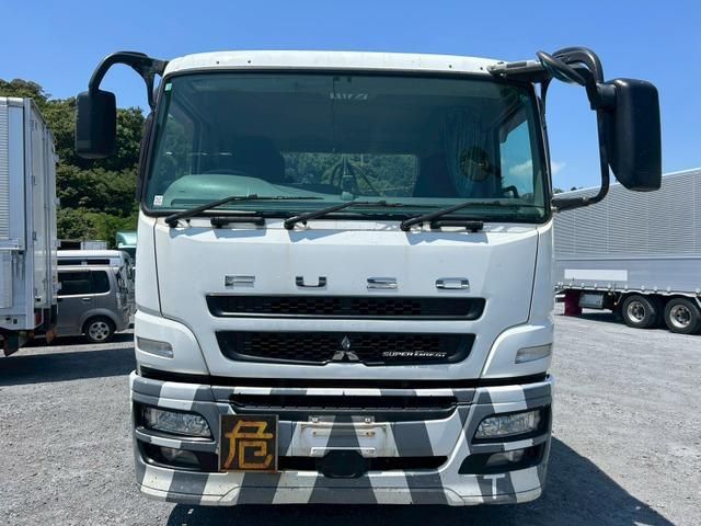 MITSUBISHI FUSOU SUPER GREAT 2014