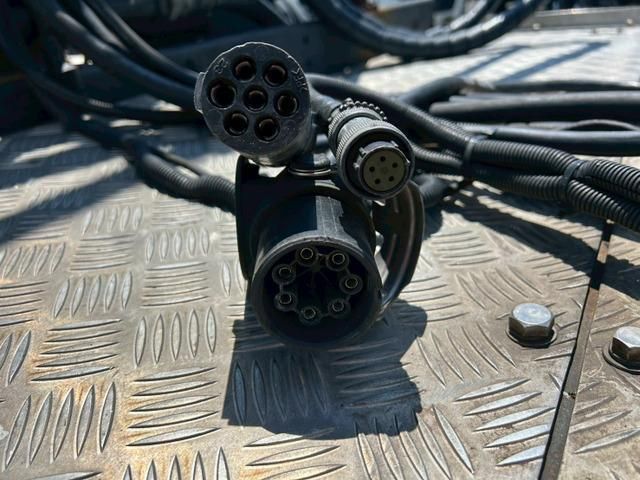 MITSUBISHI FUSOU SUPER GREAT 2014