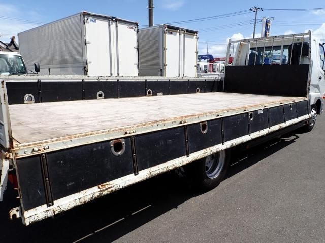 MITSUBISHI FUSOU FIGHTER 2017