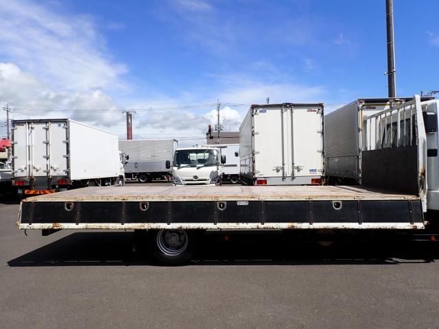 MITSUBISHI FUSOU FIGHTER 2017