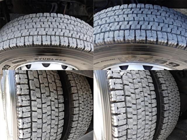 MITSUBISHI FUSOU SUPER GREAT 2016