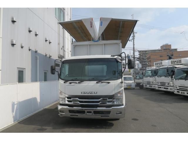 ISUZU FORWARD 2016