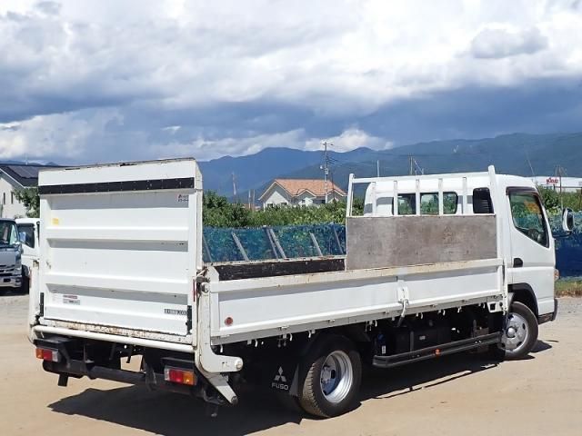 MITSUBISHI CANTER 2018