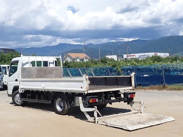MITSUBISHI CANTER 2018