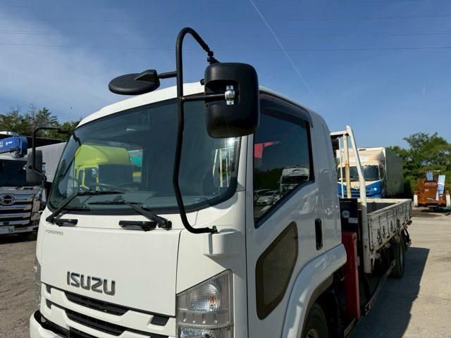 ISUZU FORWARD 2017