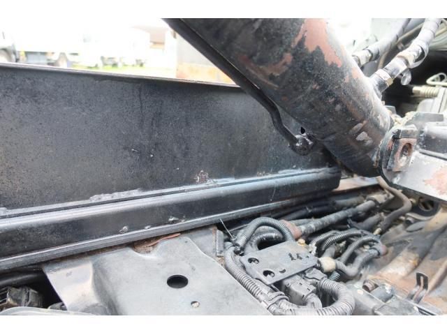 MITSUBISHI CANTER 2003