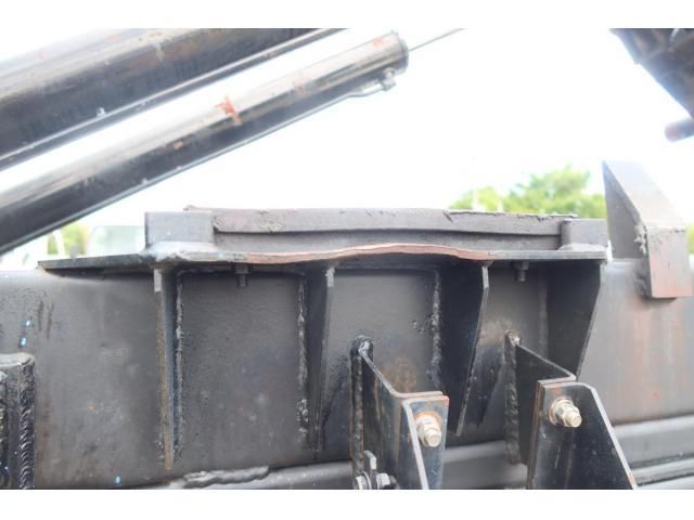 MITSUBISHI CANTER 2003