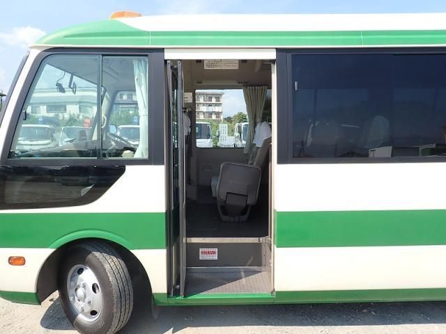 MITSUBISHI ROSA 2001