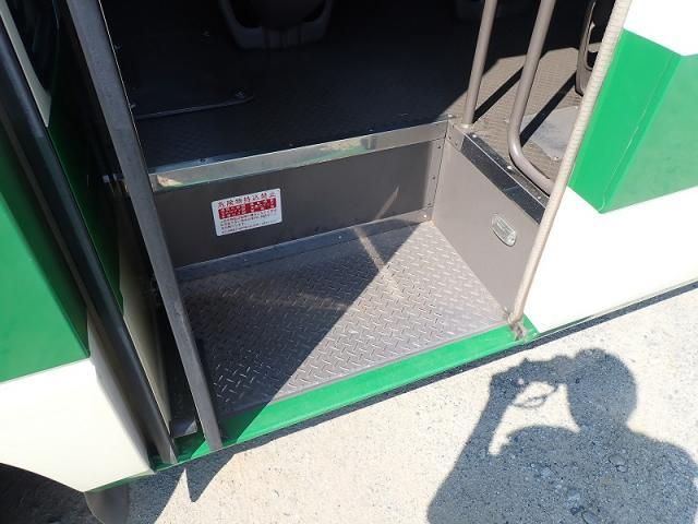 MITSUBISHI ROSA 2001