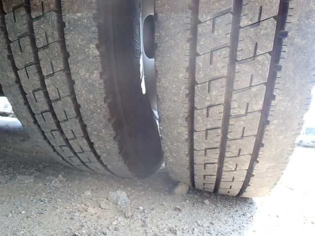 MITSUBISHI ROSA 2001