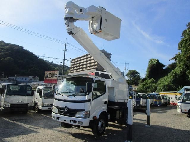 TOYOTA DYNA 2010