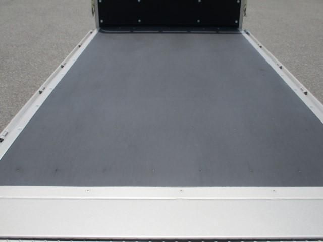 MITSUBISHI CANTER 2025