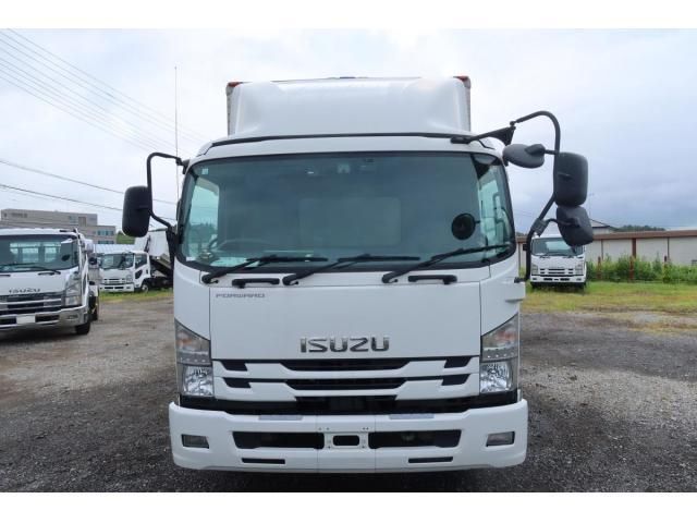 ISUZU FORWARD 2017