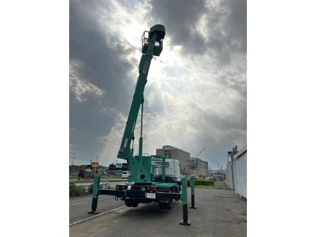 MITSUBISHI CANTER 2003