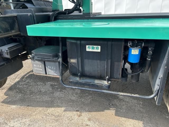 MITSUBISHI CANTER 2003