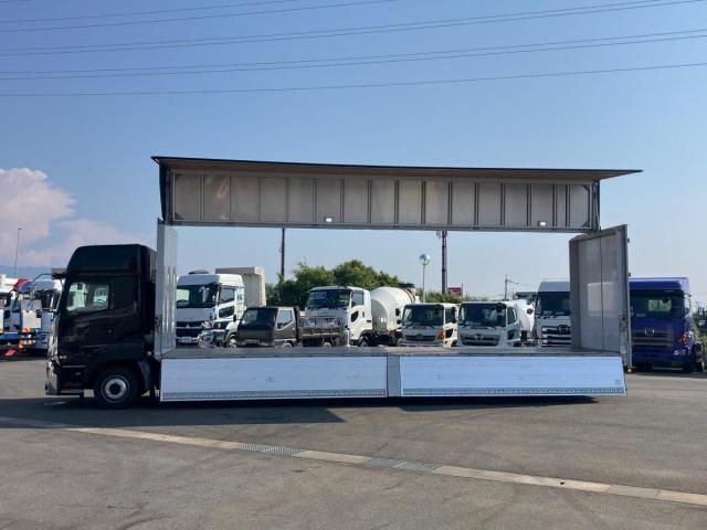 NISSAN DIESEL Quon 2021