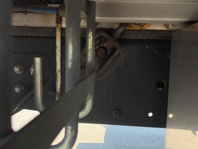 NISSAN DIESEL Quon 2021