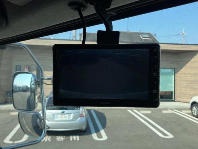 NISSAN DIESEL Quon 2021