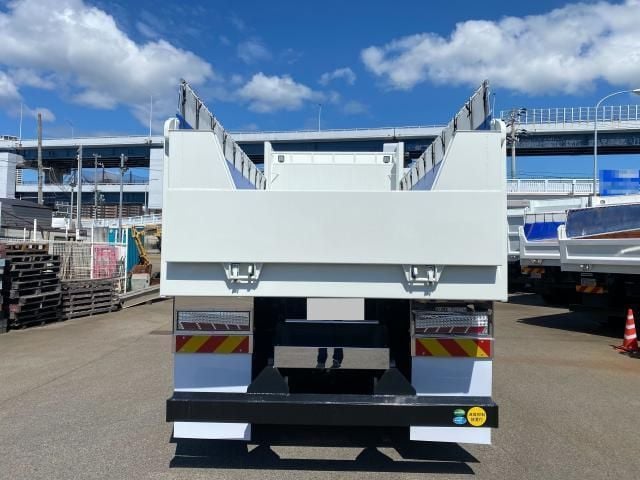 MITSUBISHI FUSOU SUPER GREAT 2024