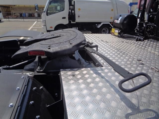 MITSUBISHI FUSOU SUPER GREAT 2025