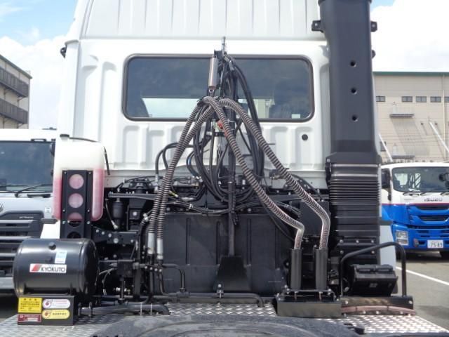 MITSUBISHI FUSOU SUPER GREAT 2025