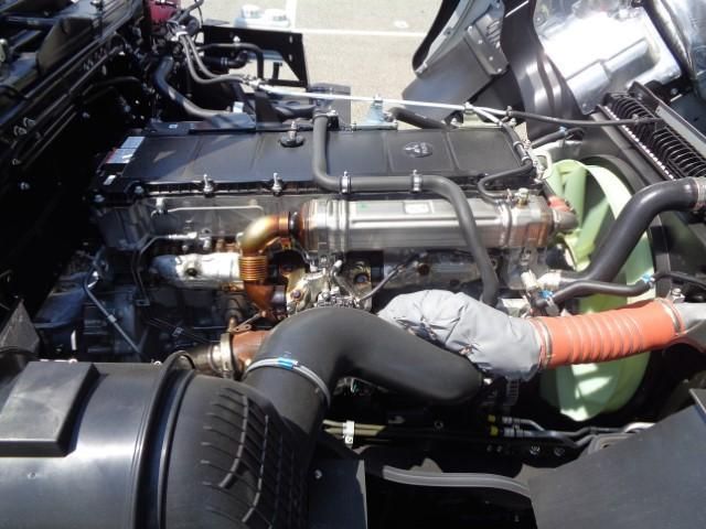 MITSUBISHI FUSOU SUPER GREAT 2025