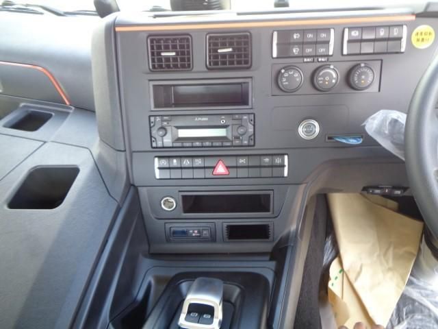 MITSUBISHI FUSOU SUPER GREAT 2025