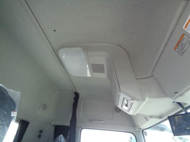 MITSUBISHI FUSOU SUPER GREAT 2025