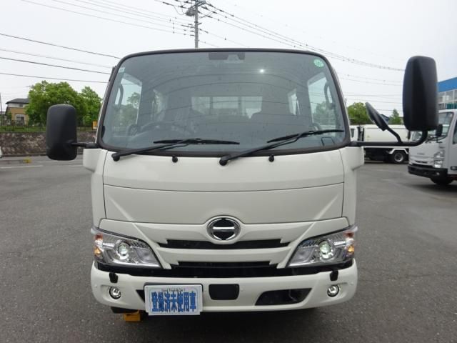 HINO DUTRO 2024