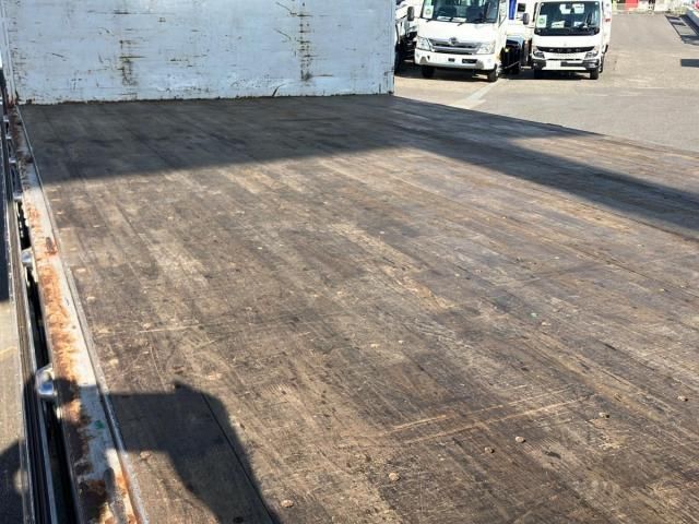 NISSAN DIESEL Quon 2016