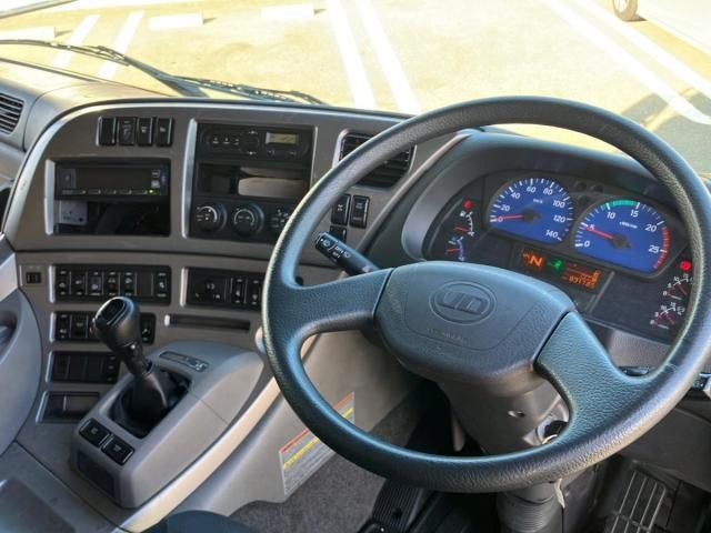 NISSAN DIESEL Quon 2016