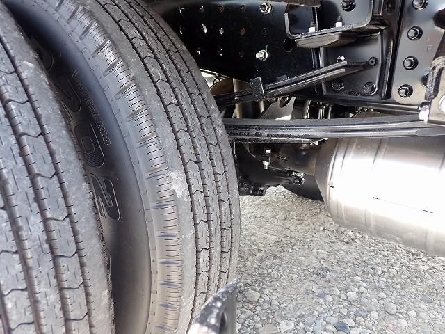 MITSUBISHI CANTER 2025