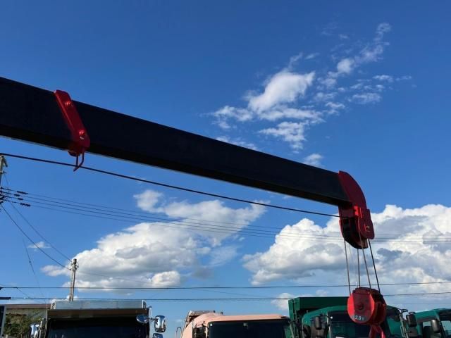 MITSUBISHI FUSOU FIGHTER 2024