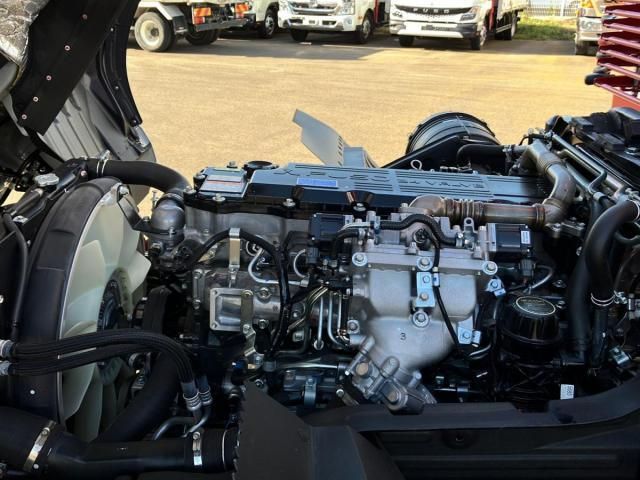 MITSUBISHI FUSOU FIGHTER 2024