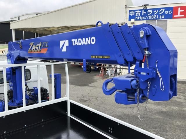 MITSUBISHI CANTER 2025