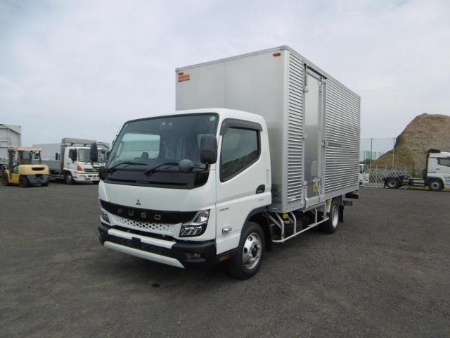 MITSUBISHI CANTER 2024