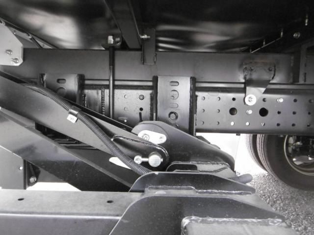 MITSUBISHI CANTER 2024