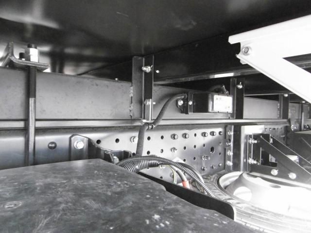 MITSUBISHI CANTER 2024