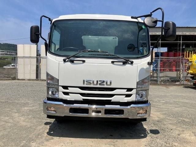 ISUZU FORWARD 2017