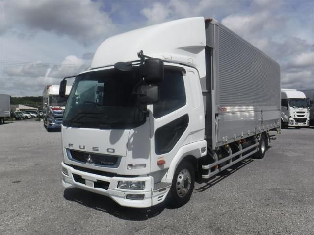 MITSUBISHI FUSOU FIGHTER 2017