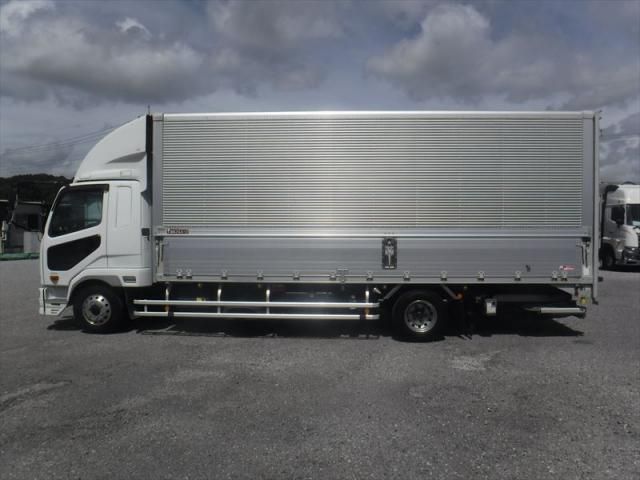 MITSUBISHI FUSOU FIGHTER 2017