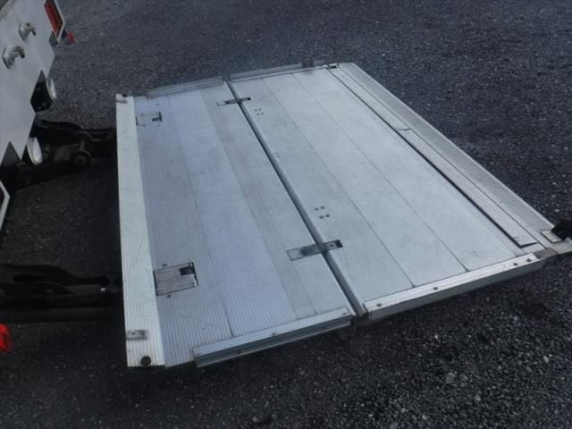 MITSUBISHI FUSOU FIGHTER 2017