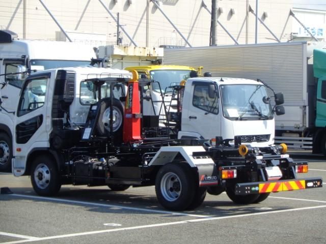 MITSUBISHI FUSOU FIGHTER 2025