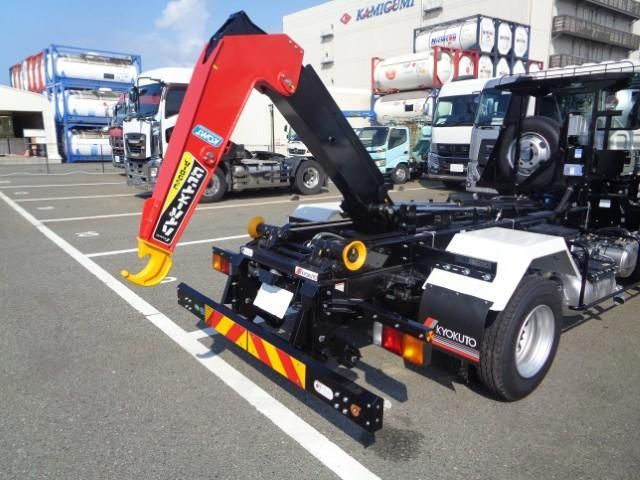 MITSUBISHI FUSOU FIGHTER 2025